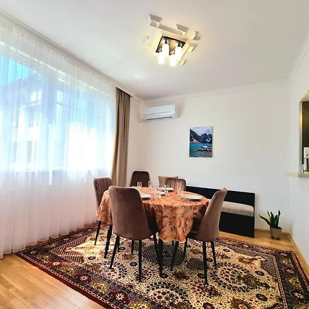 Apartment Comfortable Family With Parking *