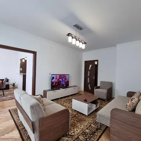 Comfortable Family With Parking Burgas